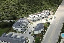 22405 SW 102nd Ave, Miami FL 33190 — 22