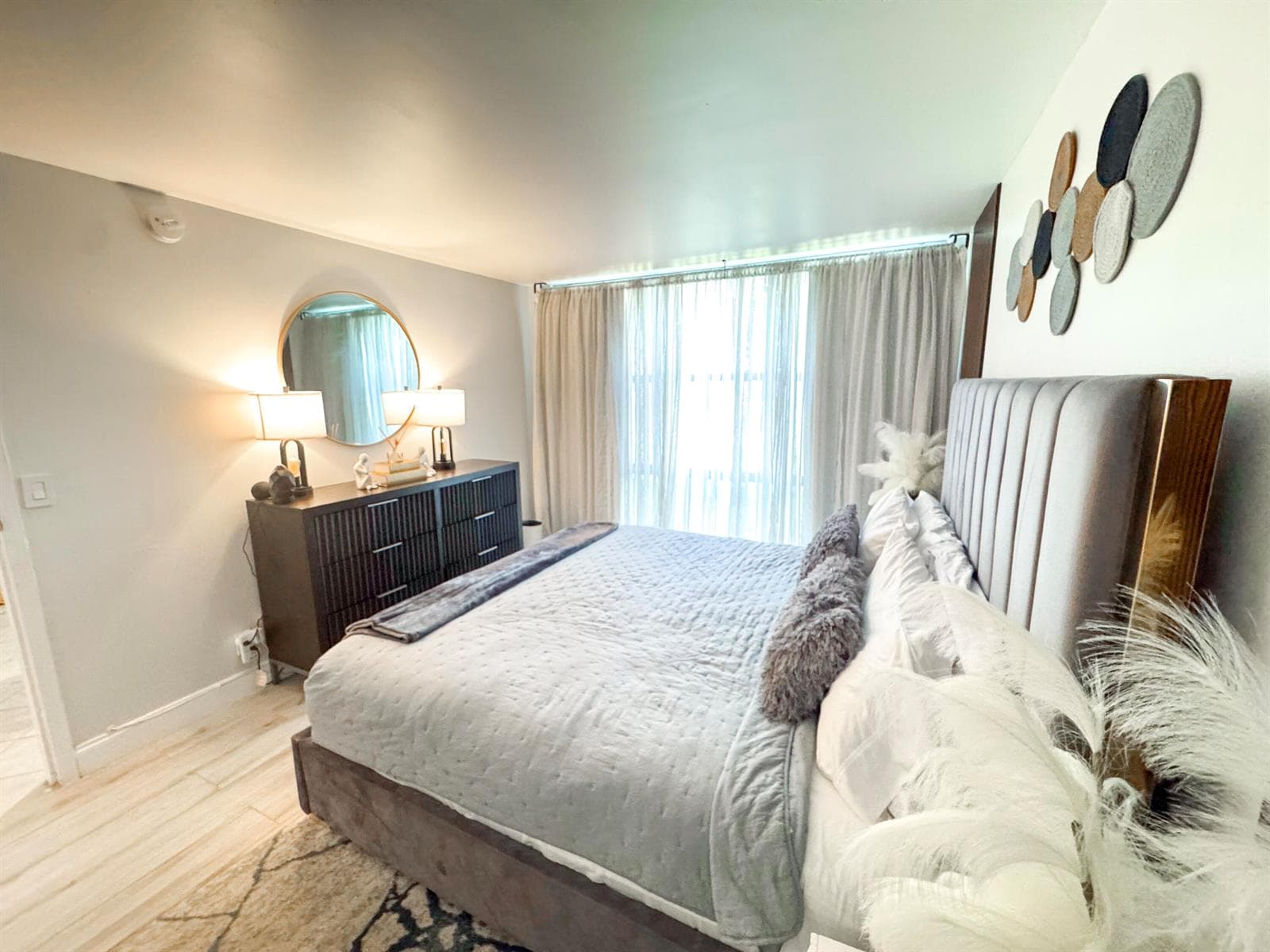 17011 N Bay Road # 104, Sunny Isles Beach FL 33160 — 16