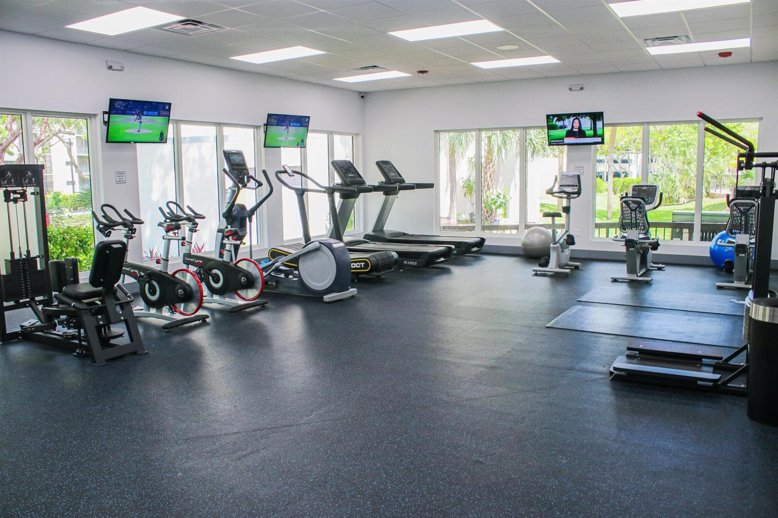 17011 N Bay Road # 104, Sunny Isles Beach FL 33160 — 20