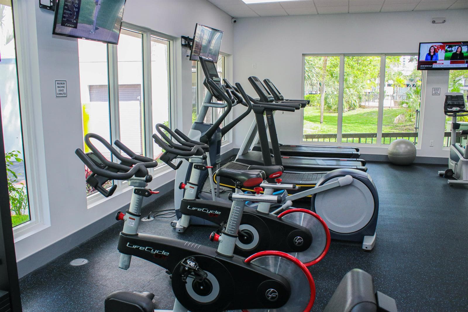 17011 N Bay Road # 104, Sunny Isles Beach FL 33160 — 21