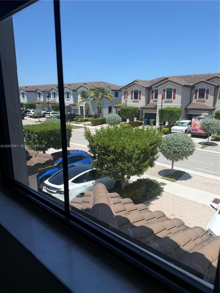25180 SW 114th Ave # 10, Homestead FL 33032 — 11
