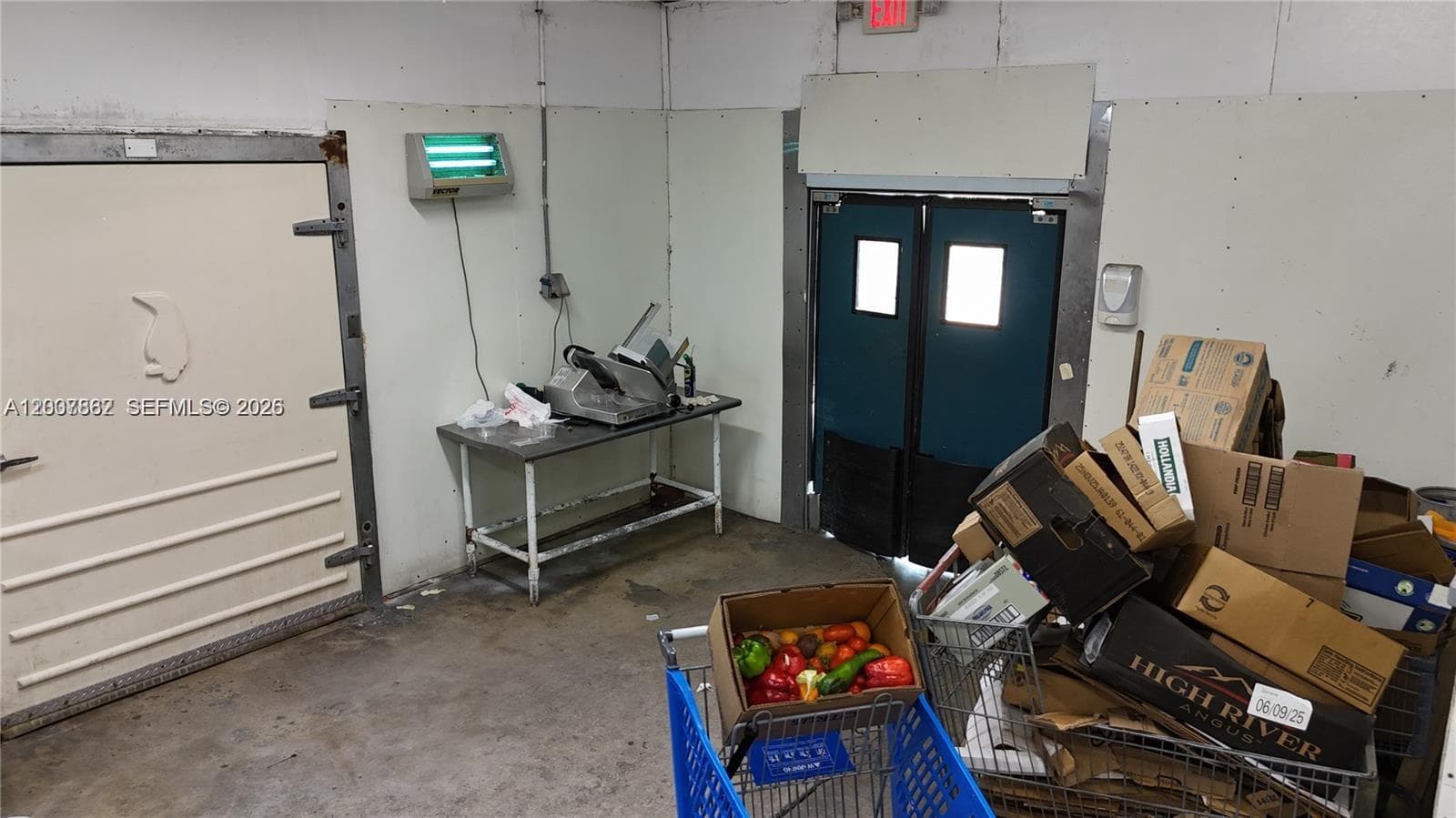 1574 W 39 Place, Hialeah FL 33012 — 11