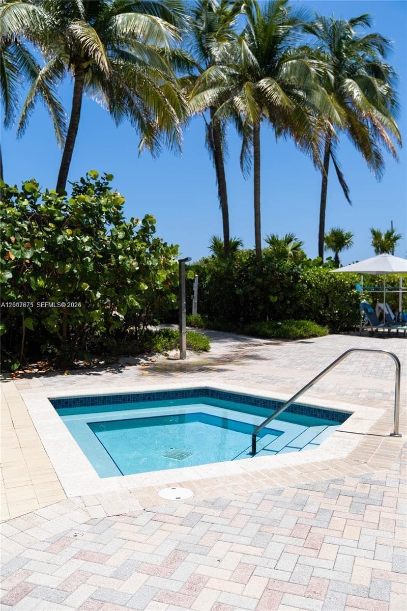 6515 Collins Ave # 1609, Miami Beach FL 33141 — 36
