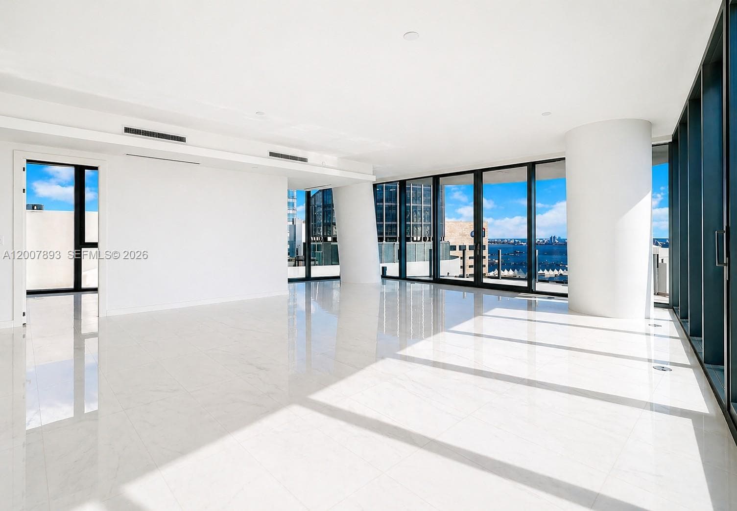 300 Biscayne Boulevard Way # 4201E, Miami FL 33131 — 6