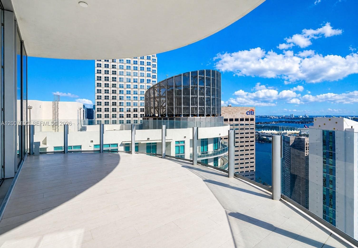 300 Biscayne Boulevard Way # 4201E, Miami FL 33131 — 21