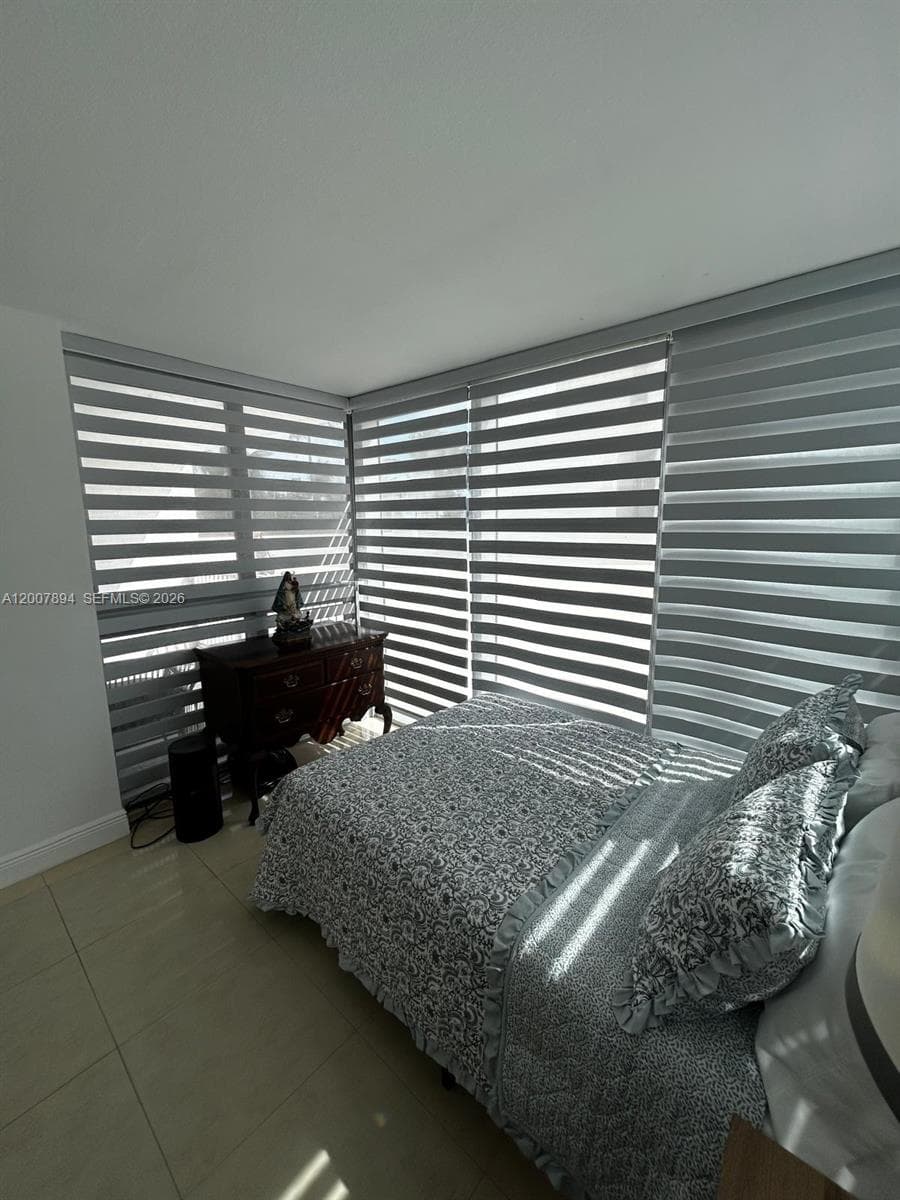 2655 Collins Ave # 410, Miami Beach FL 33140 — 20