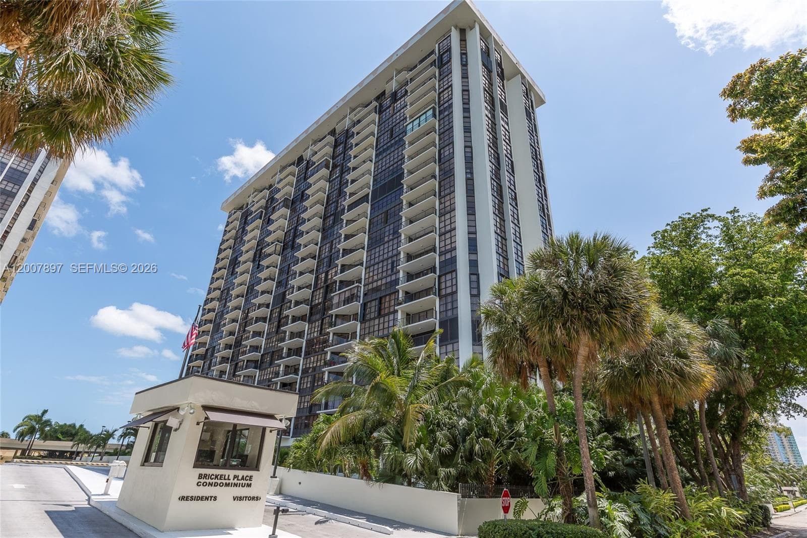 1901 Brickell Ave # B2007, Miami FL 33129 — 1