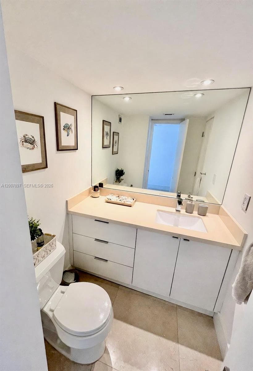 1901 Brickell Ave # B2007, Miami FL 33129 — 5