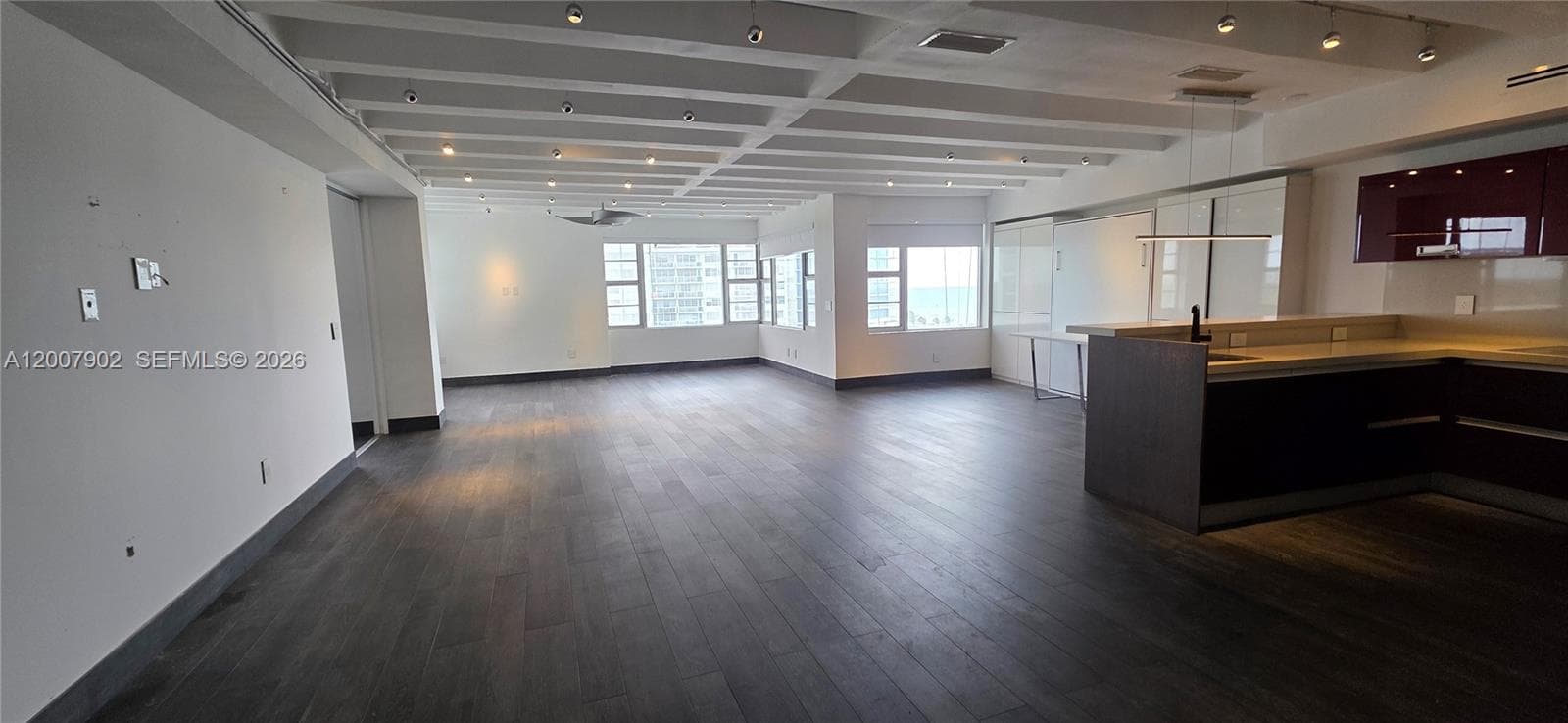 5255 Collins Ave # 7G, Miami Beach FL 33140 — 7