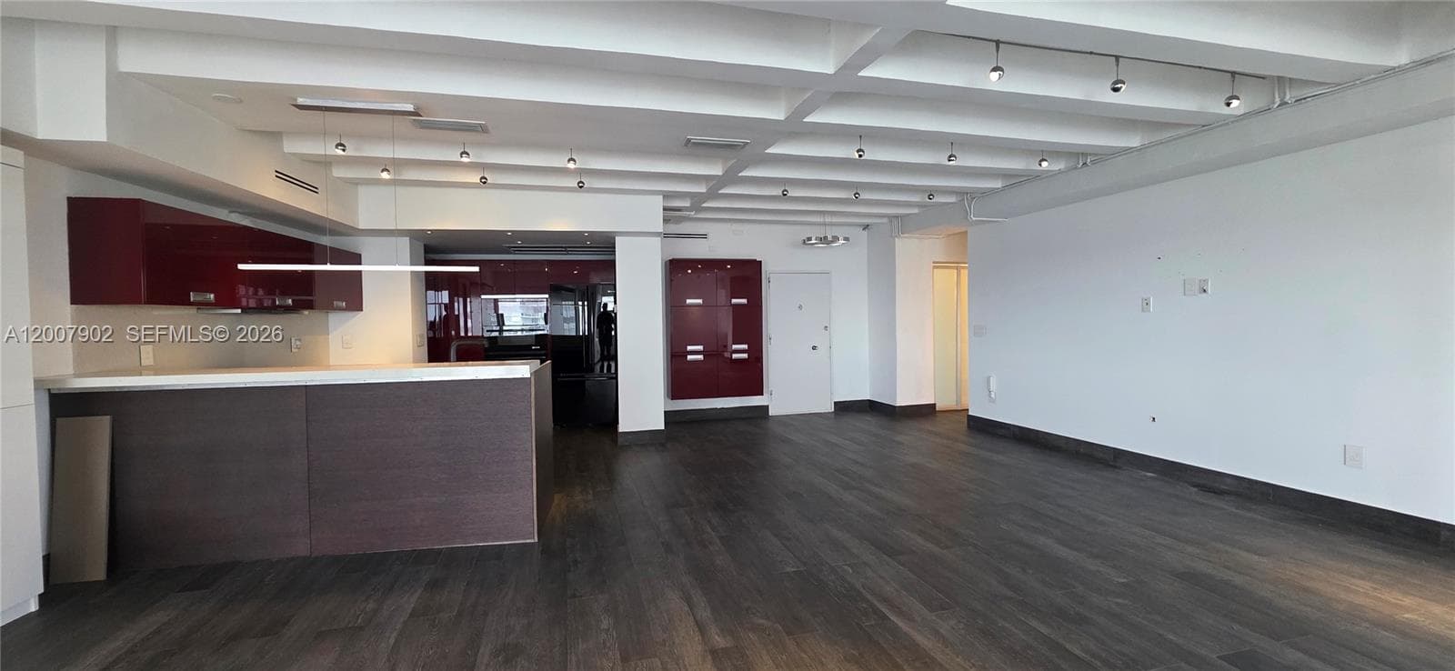 5255 Collins Ave # 7G, Miami Beach FL 33140 — 3