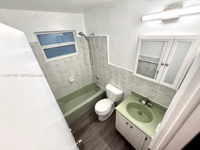 1945 NW 29th St # A8, Miami FL 33142 — 32