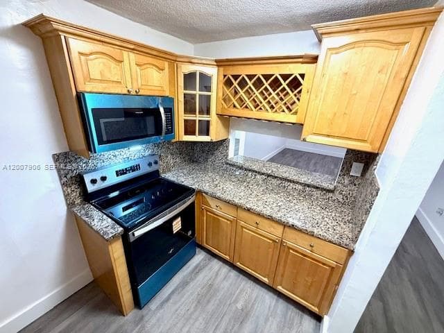 1945 NW 29th St # A8, Miami FL 33142 — 10