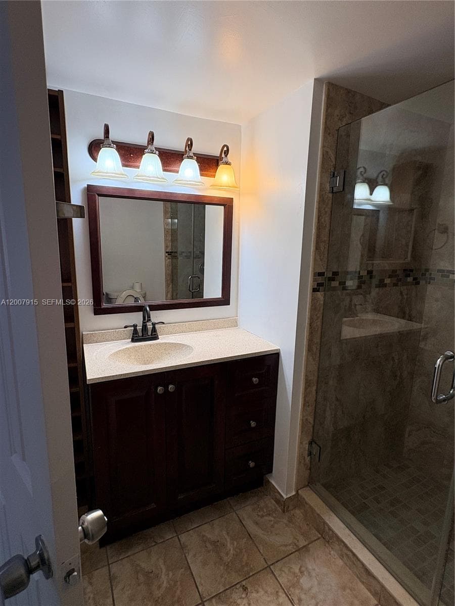 17600 NW 68th Ave # B2004, Hialeah FL 33015 — 20