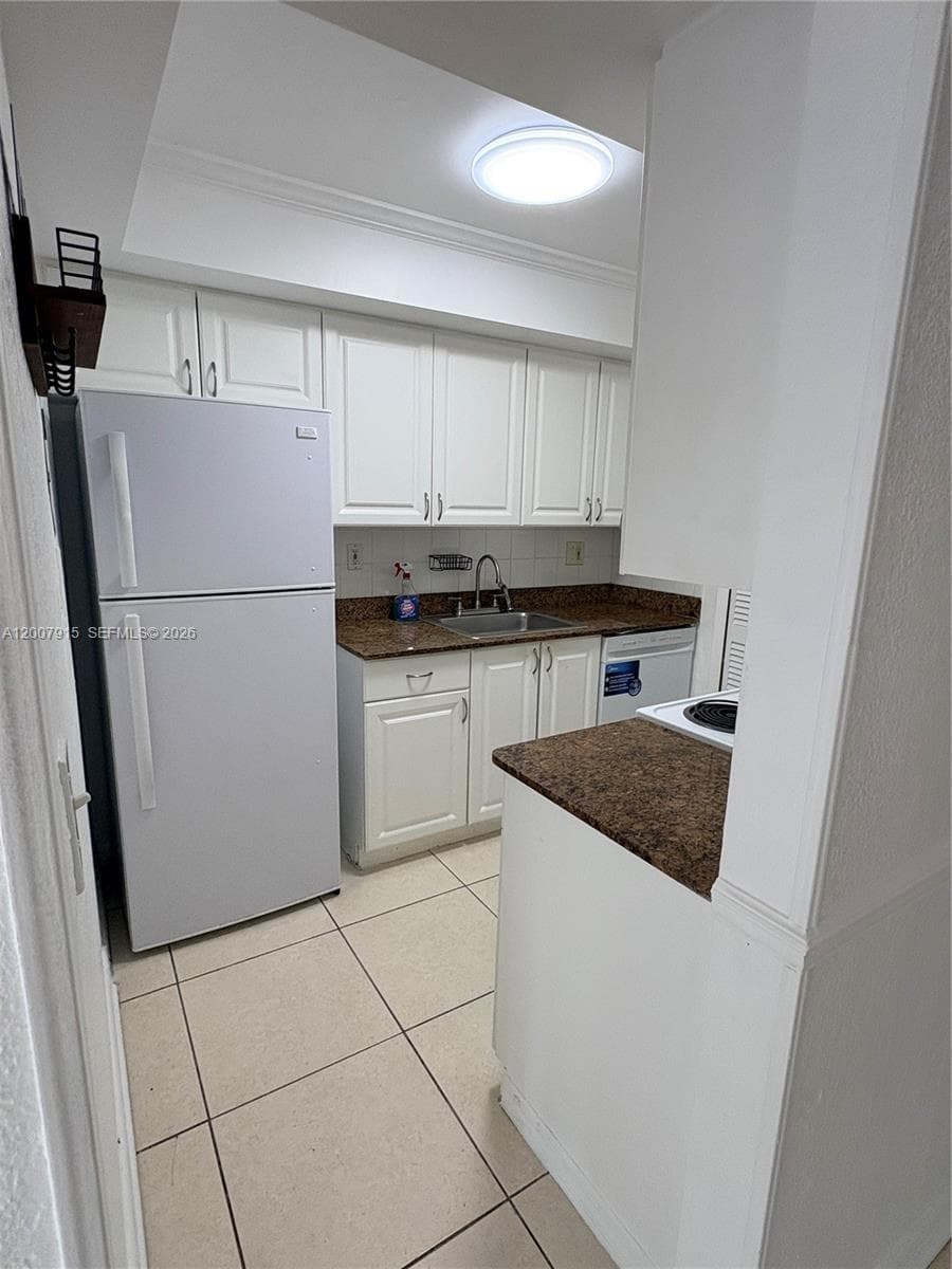 17600 NW 68th Ave # B2004, Hialeah FL 33015 — 14