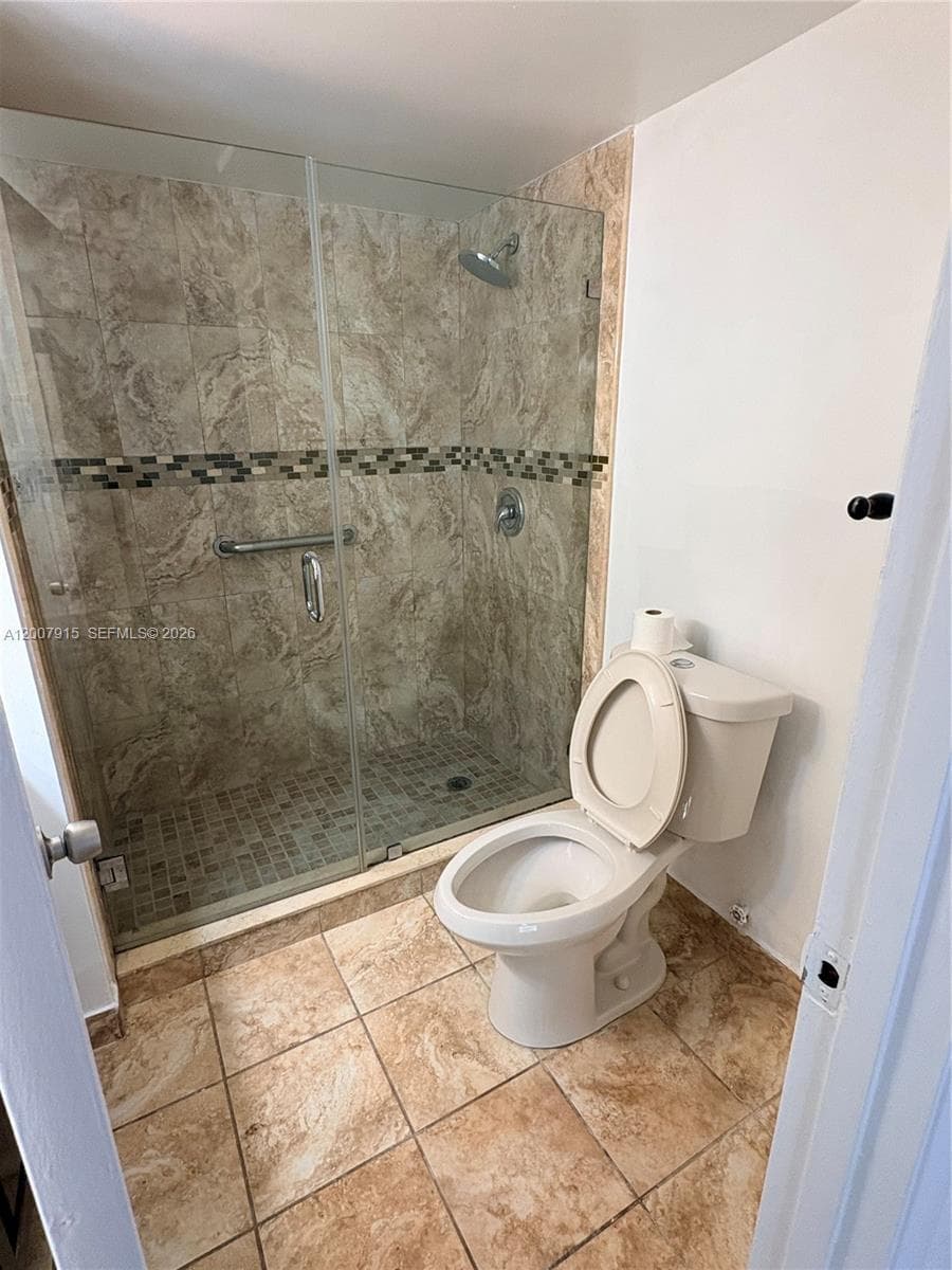 17600 NW 68th Ave # B2004, Hialeah FL 33015 — 19