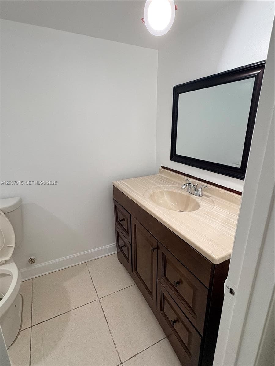 17600 NW 68th Ave # B2004, Hialeah FL 33015 — 25