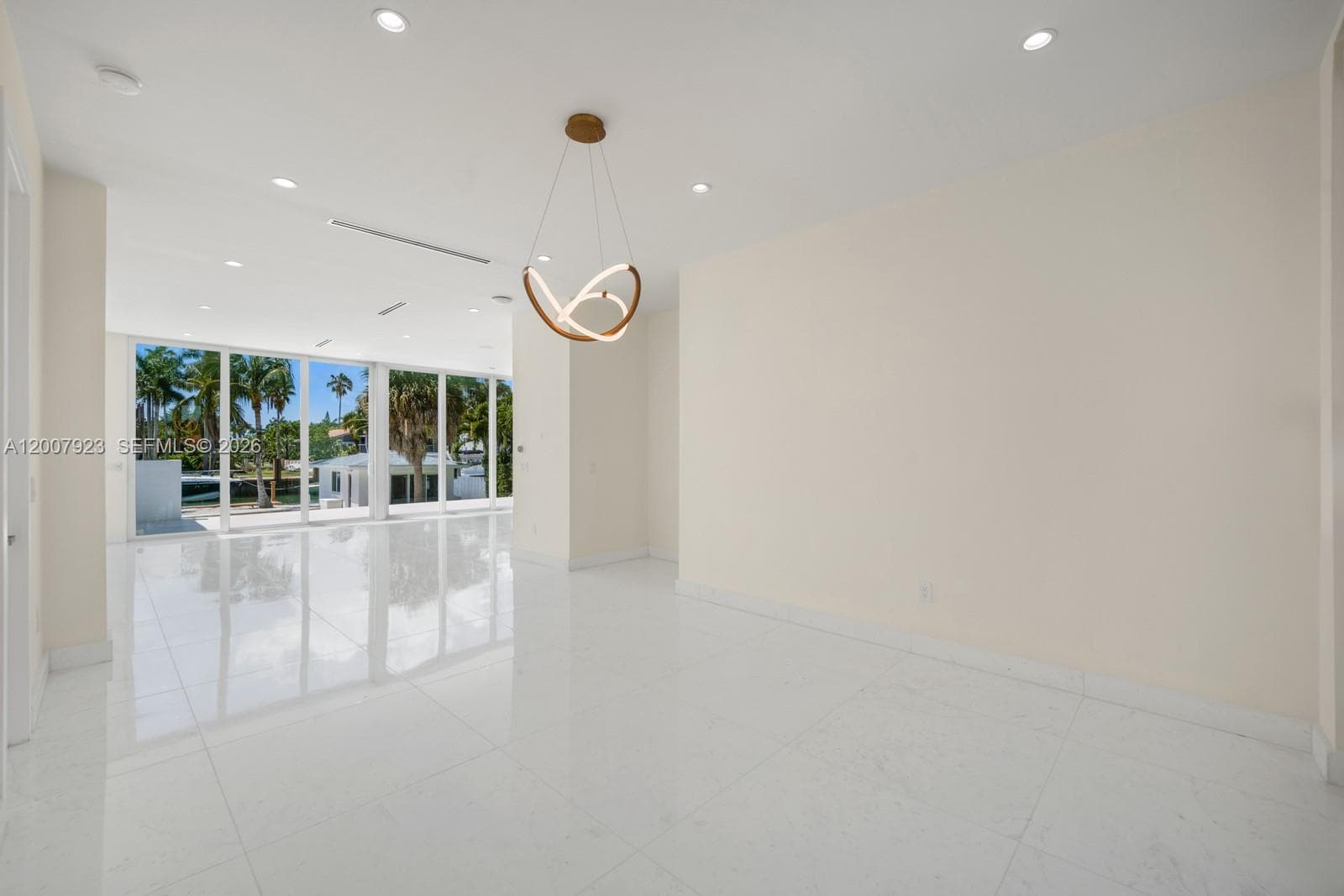 1090 NE 84th St, Miami FL 33138 — 67