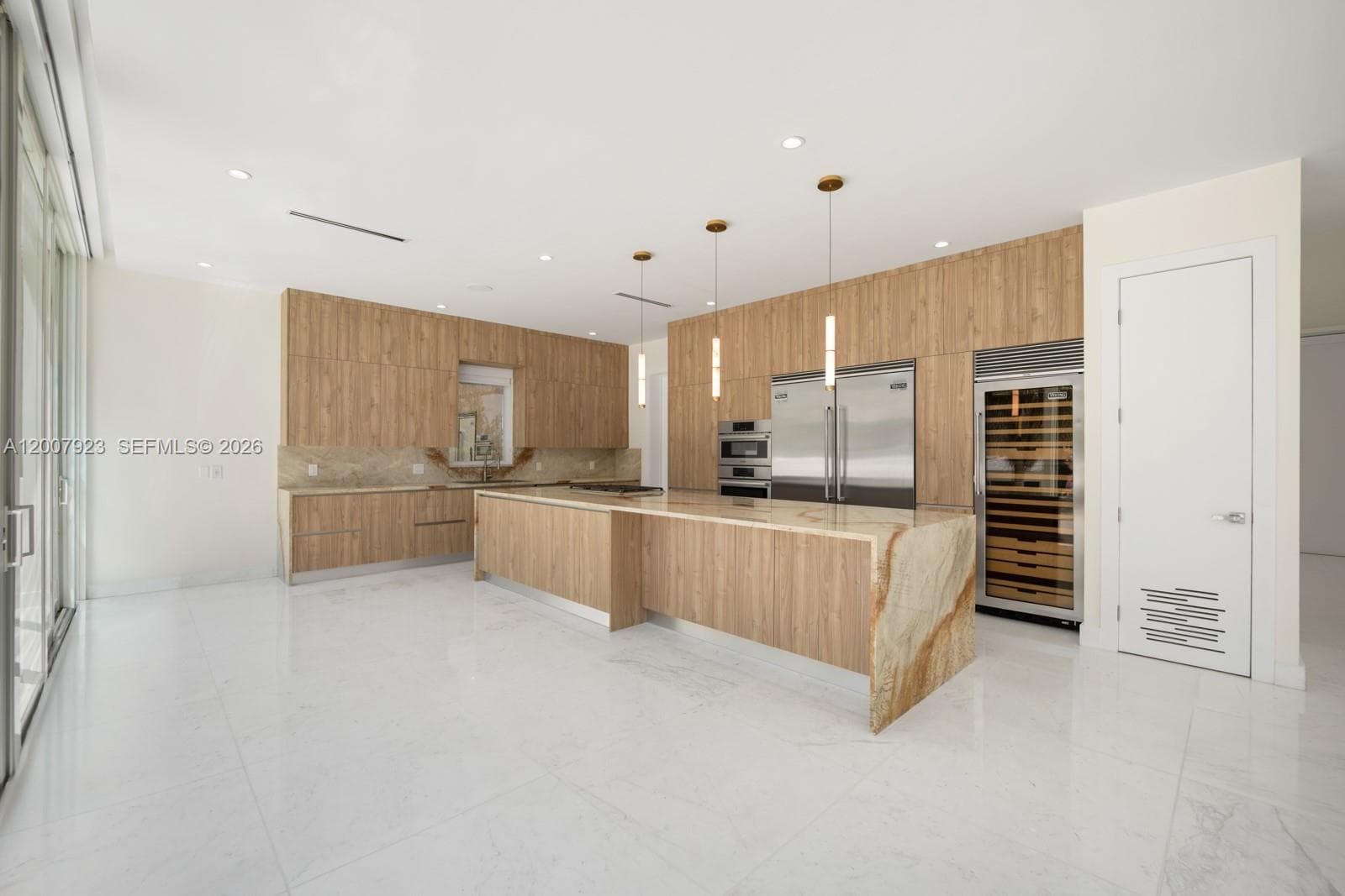 1090 NE 84th St, Miami FL 33138 — 24