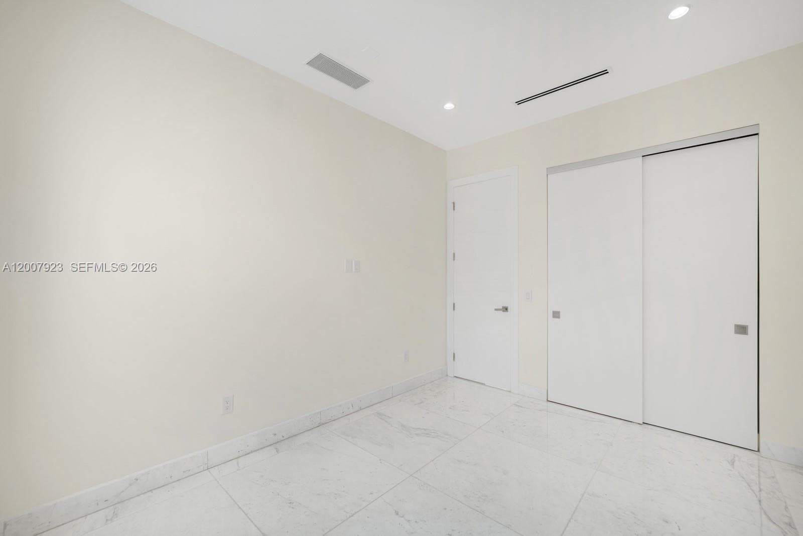 1090 NE 84th St, Miami FL 33138 — 51