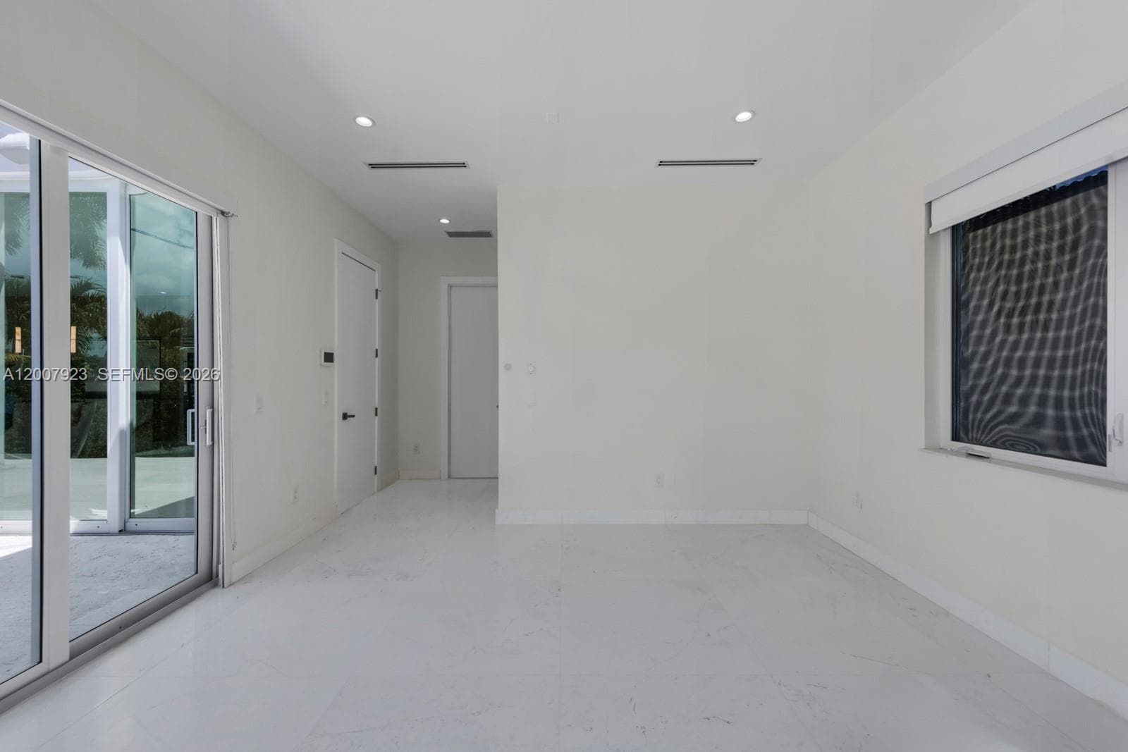 1090 NE 84th St, Miami FL 33138 — 37