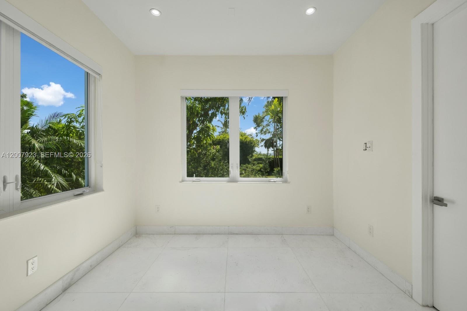 1090 NE 84th St, Miami FL 33138 — 40