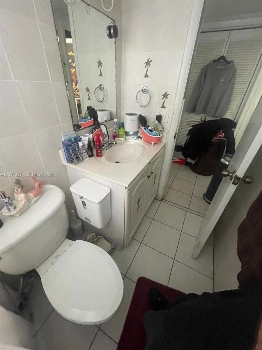 680 Miller Dr # W401, Miami Springs FL 33166 — 26