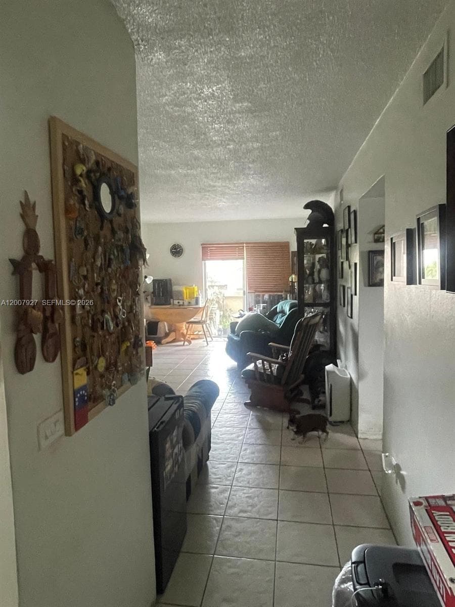 680 Miller Dr # W401, Miami Springs FL 33166 — 7