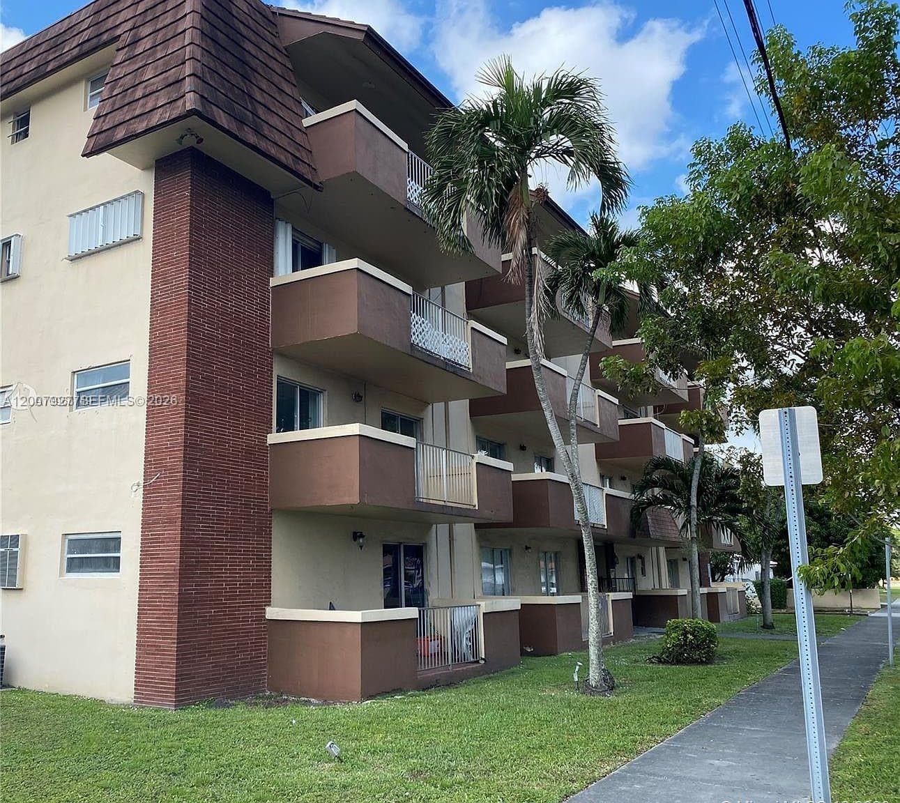 680 Miller Dr # W401, Miami Springs FL 33166 — 4