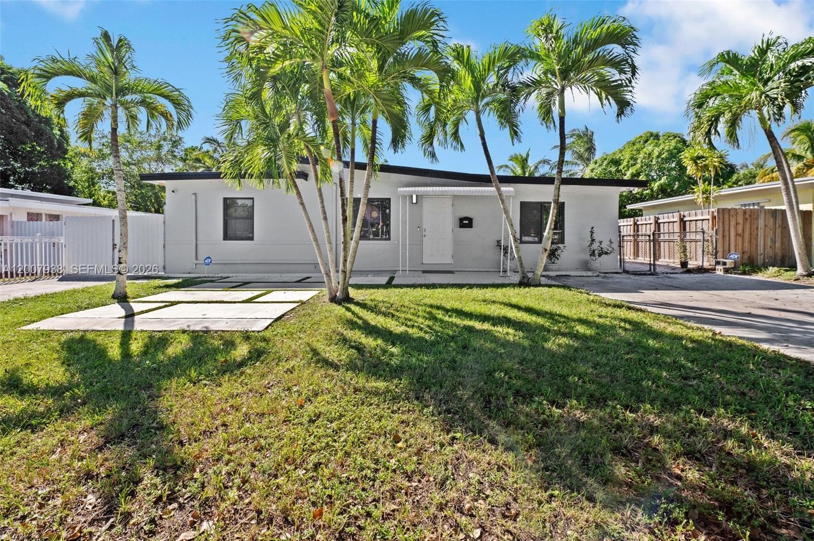 13840 NW 5th Ct, North Miami FL 33168 — 33