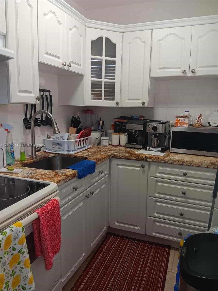 12215 SW 217th St, Miami FL 33170 — 59