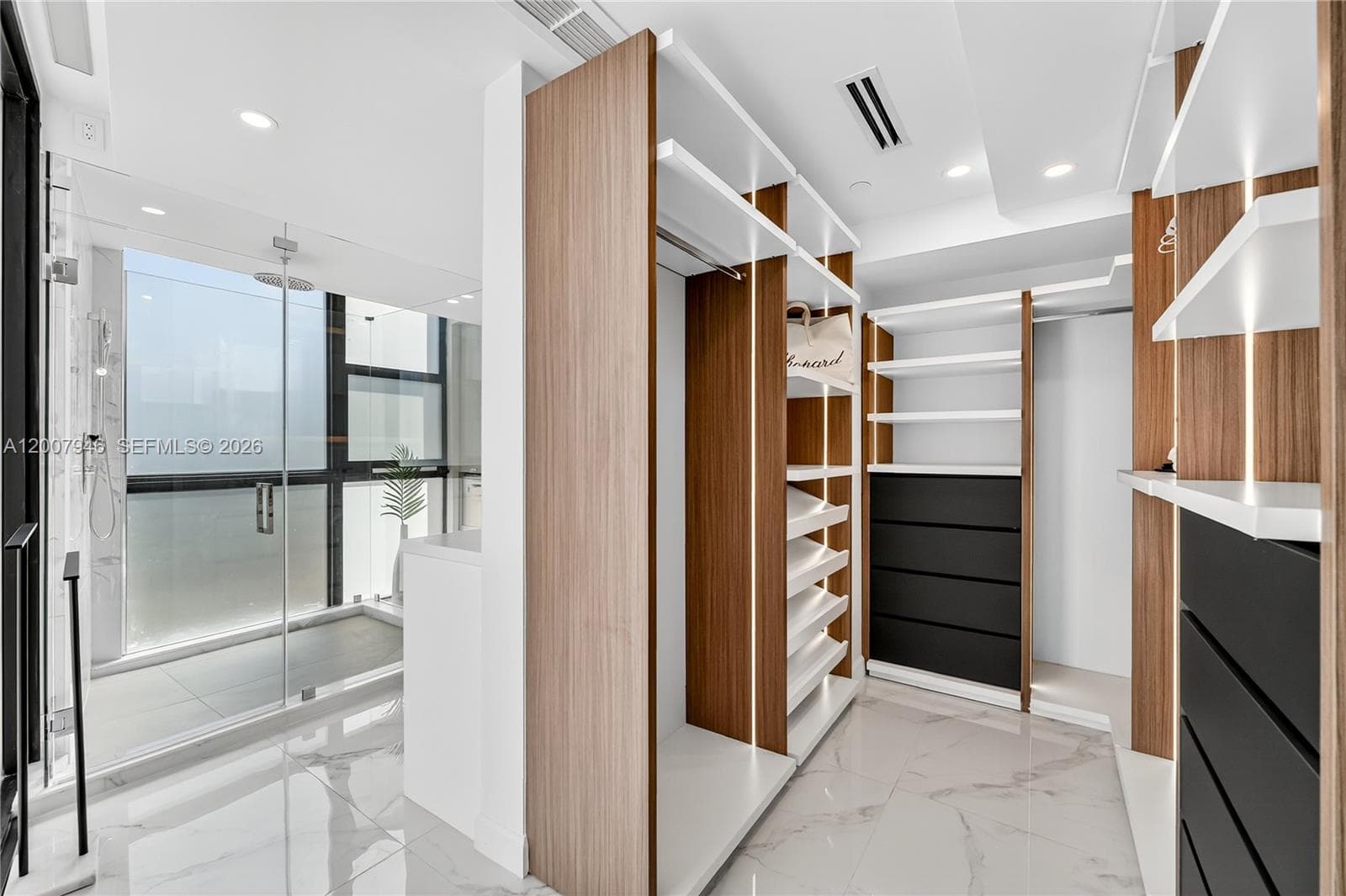 11 Century Ln, Miami Beach FL 33139 — 16