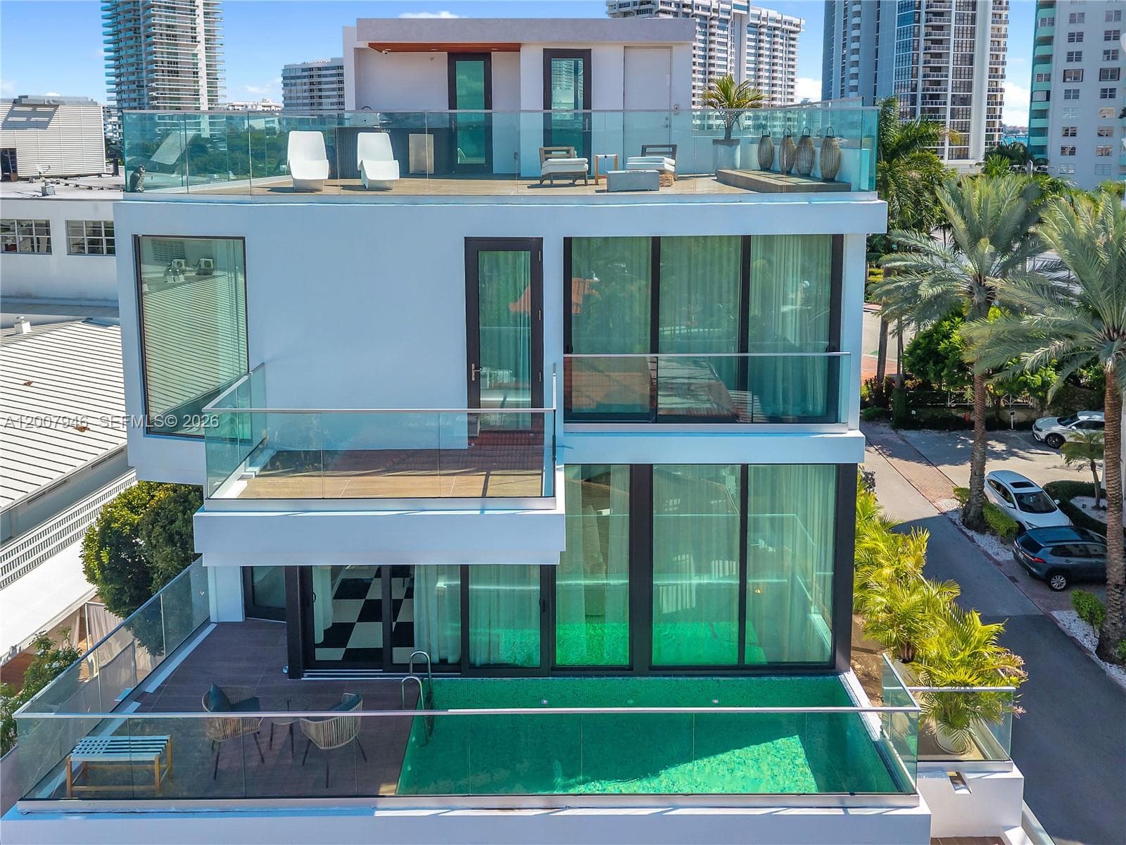11 Century Ln, Miami Beach FL 33139 — 1