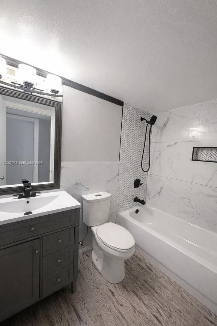 13870 SW 62nd St # 208, Miami FL 33183 — 13