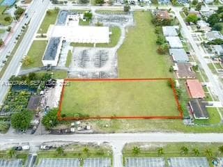 1855 NW 119th St, Miami FL 33167 — 5