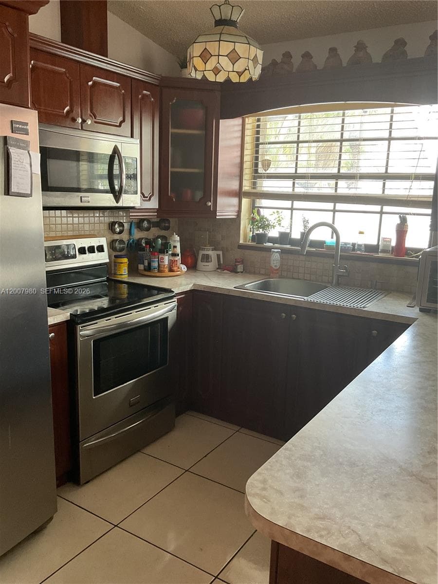 Bird Lakes South Sec 2, Miami, FL — 22