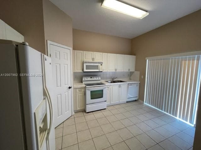 2424 SE 19 CT # 2424, Homestead FL 33035 — 4
