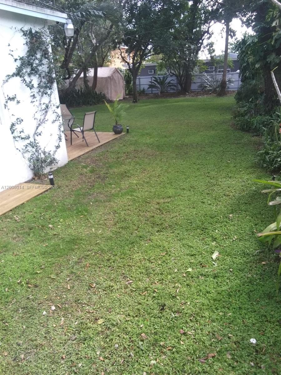 1220 NE 128th St, North Miami FL 33161 — 24