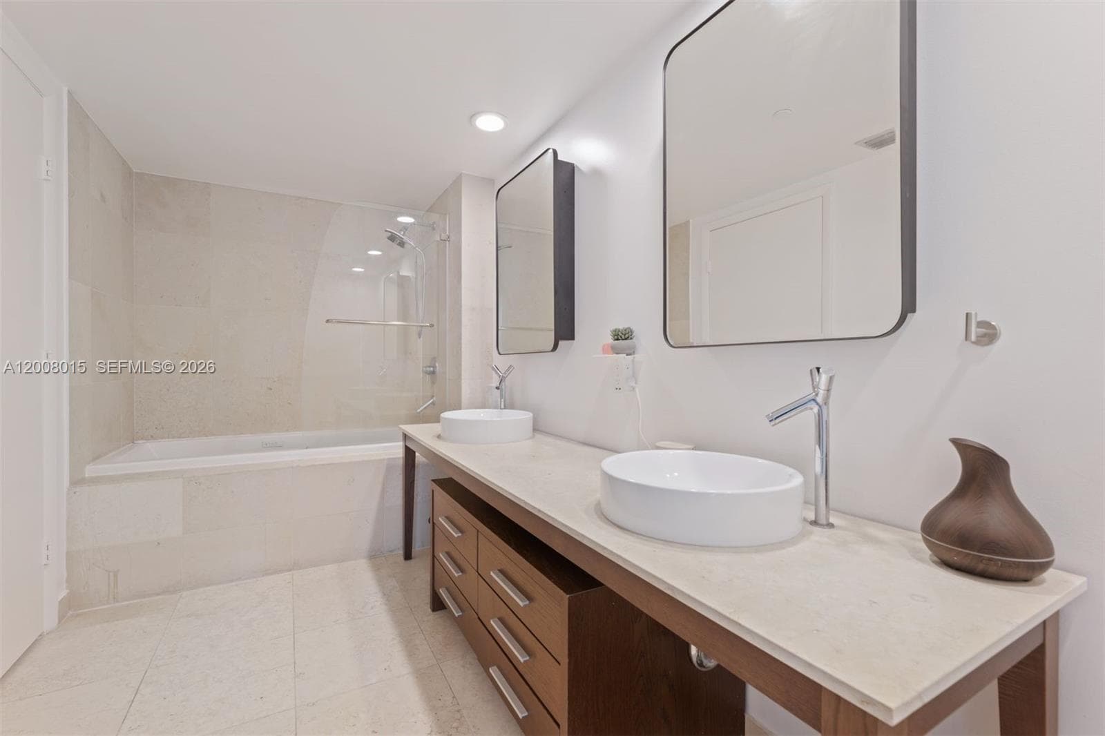 495 Brickell Ave # 3509, Miami FL 33131 — 5