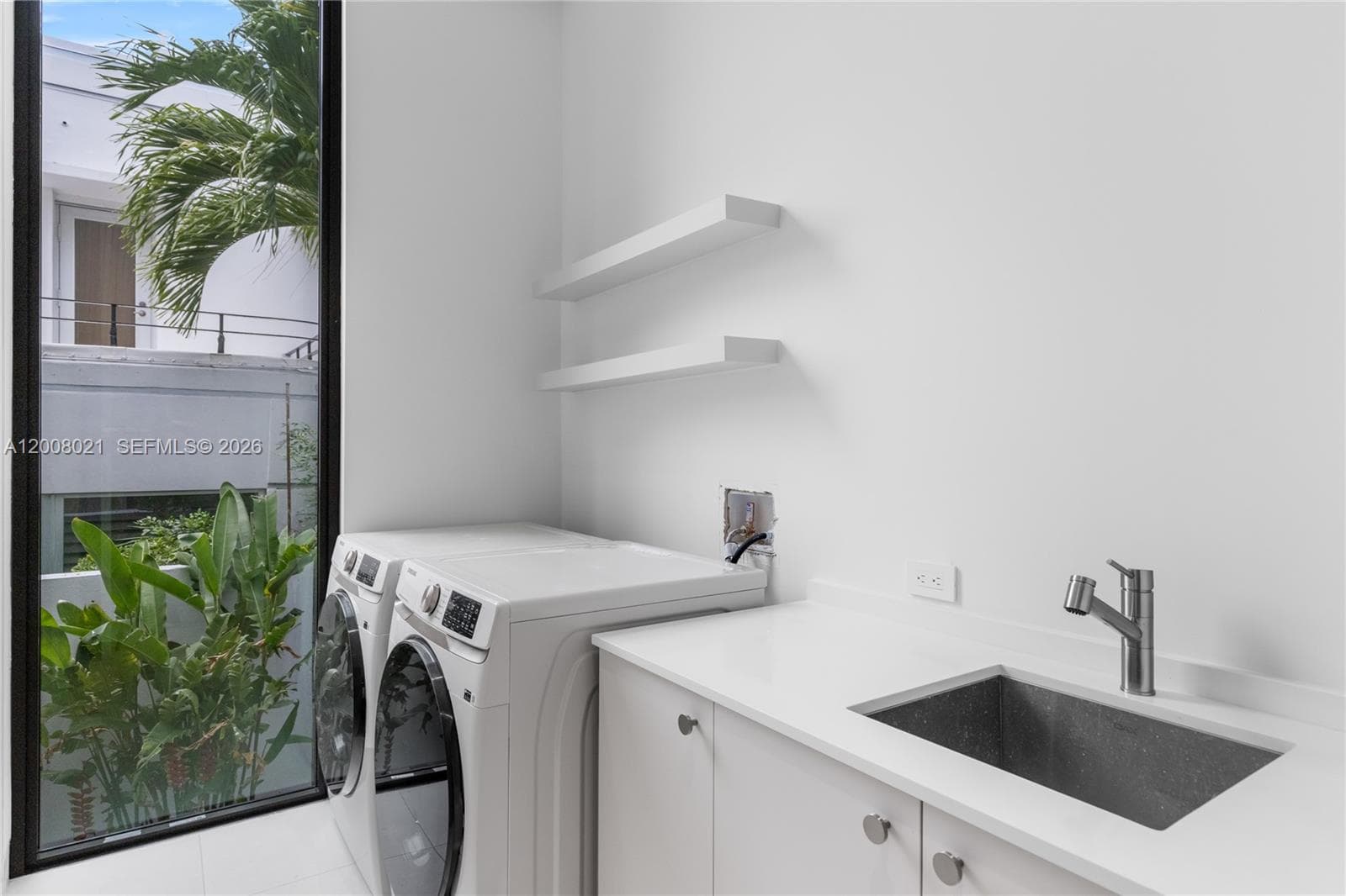 4504 Sheridan Ave, Miami Beach FL 33140 — 18