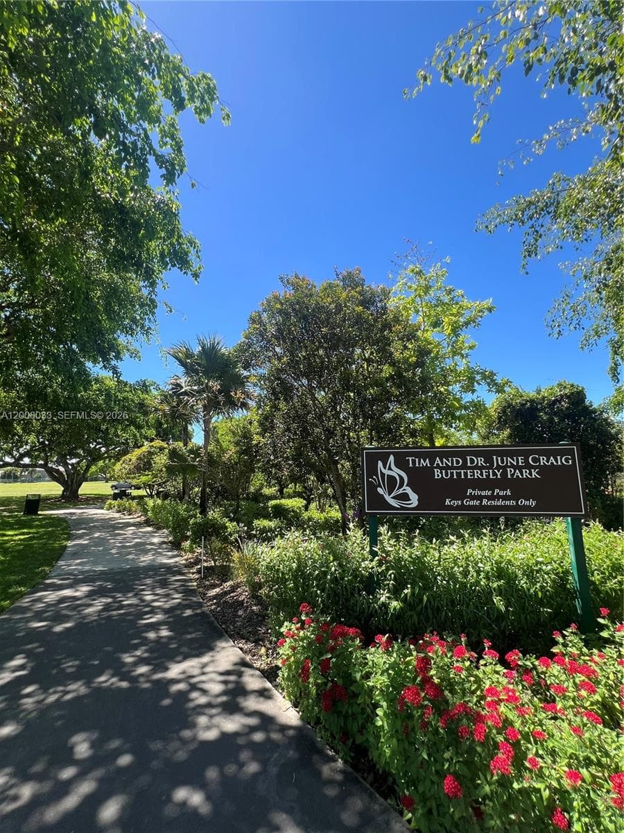 2562 SE 29th St, Homestead FL 33035 — 6