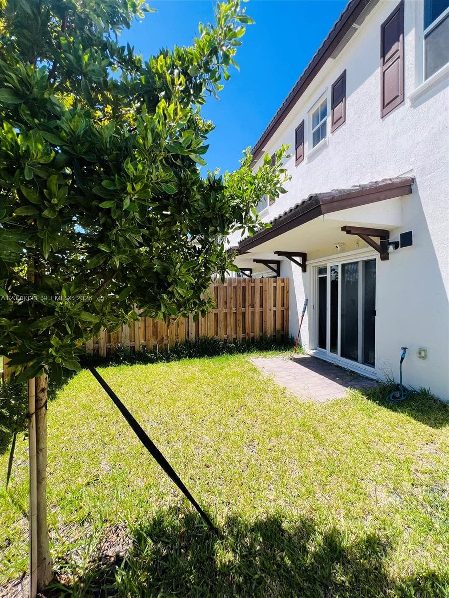 2562 SE 29th St, Homestead FL 33035 — 22