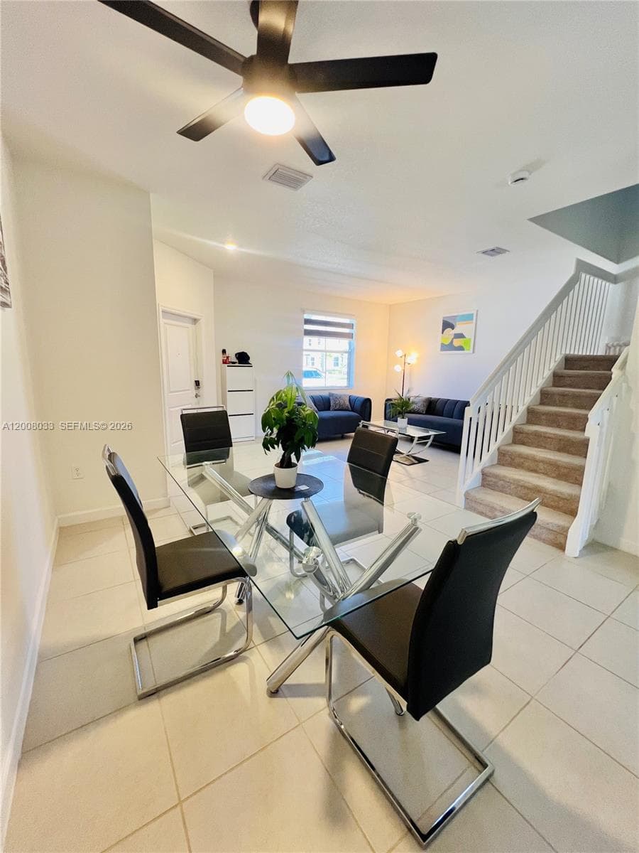 2562 SE 29th St, Homestead FL 33035 — 3
