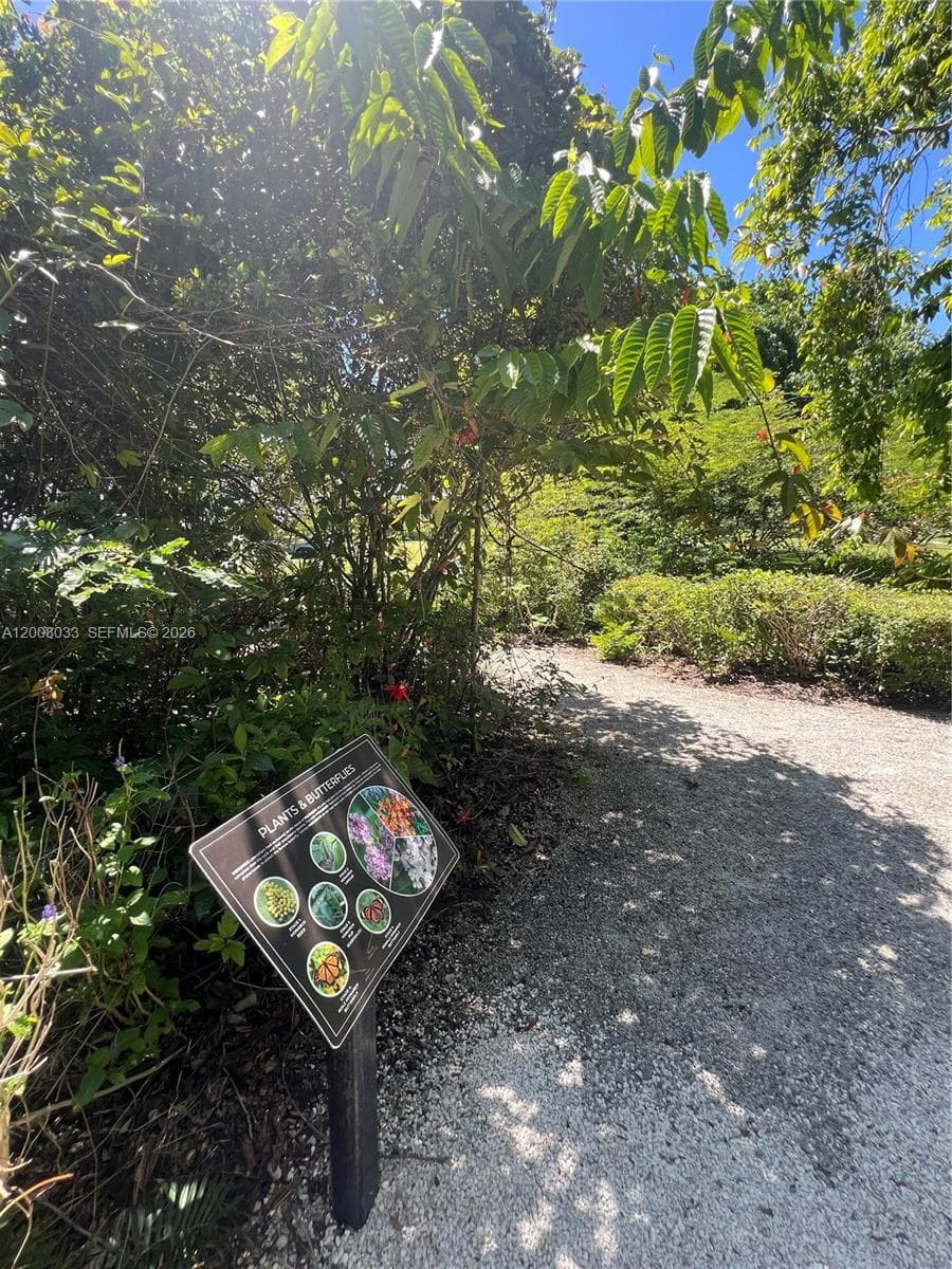 2562 SE 29th St, Homestead FL 33035 — 28