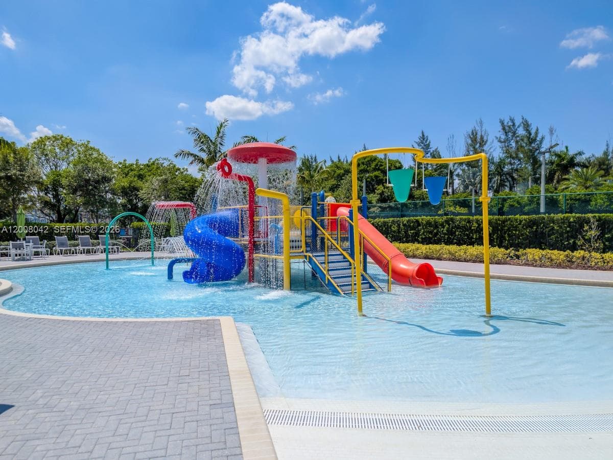 8723 NW 102nd Pl, Doral FL 33178 — 19