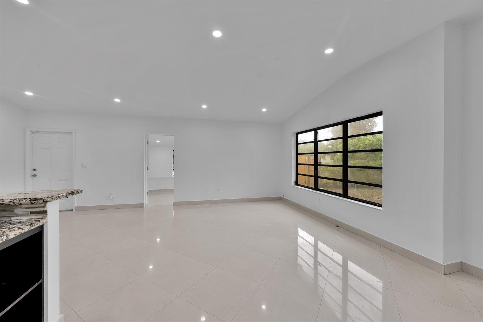 17551 NE 5th Avenue, North Miami Beach FL 33162 — 13