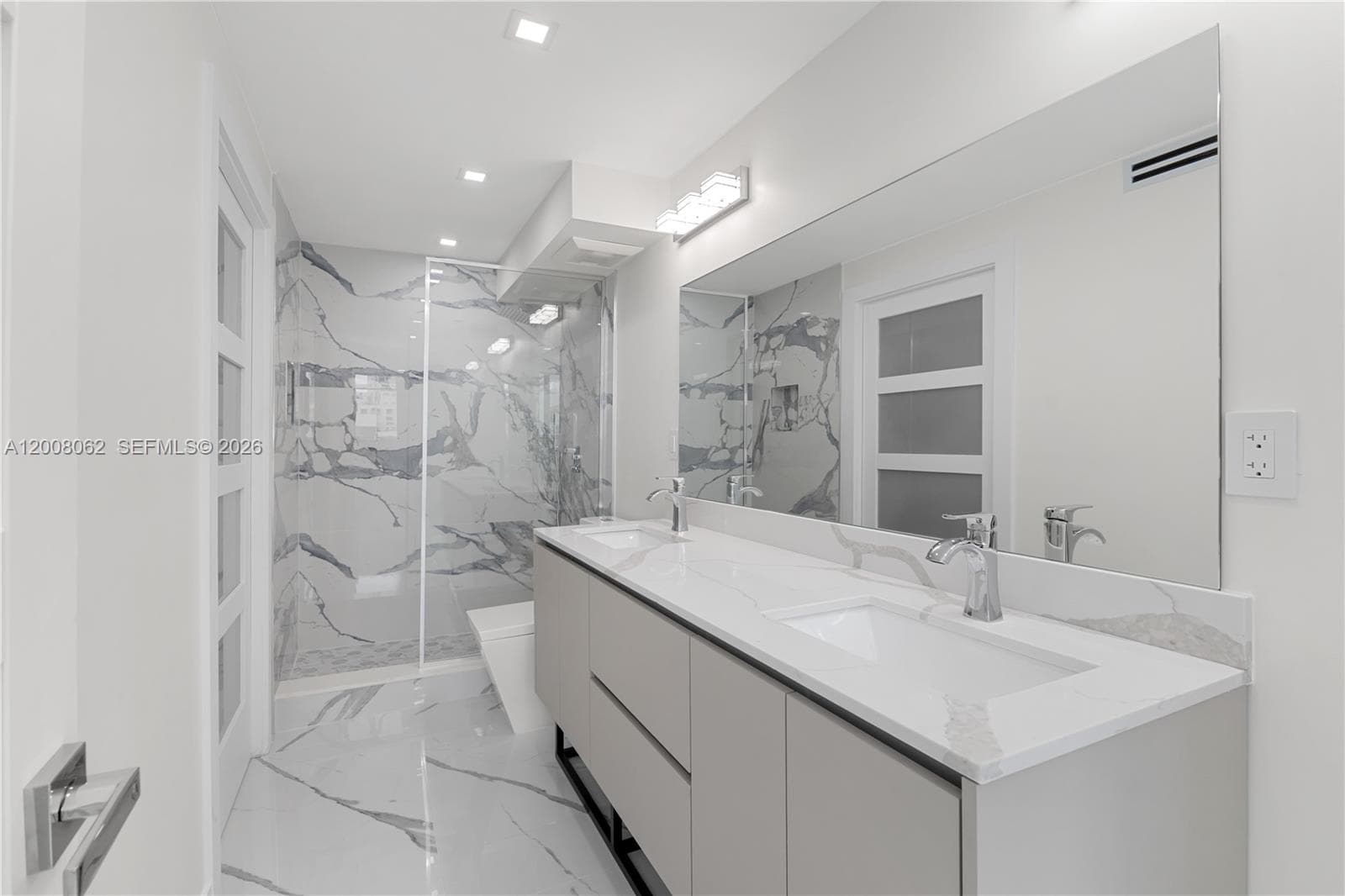 345 Ocean Dr # 708, Miami Beach FL 33139 — 10