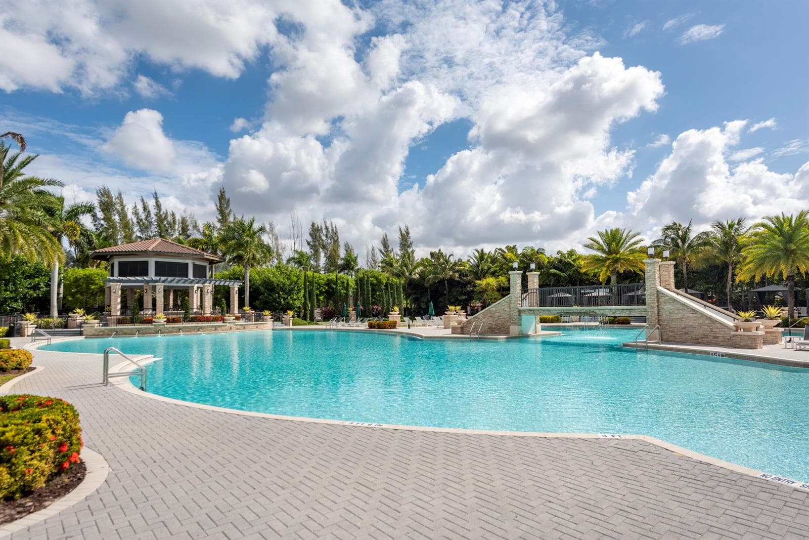 7925 NW 104th Avenue # 24, Doral FL 33178 — 26