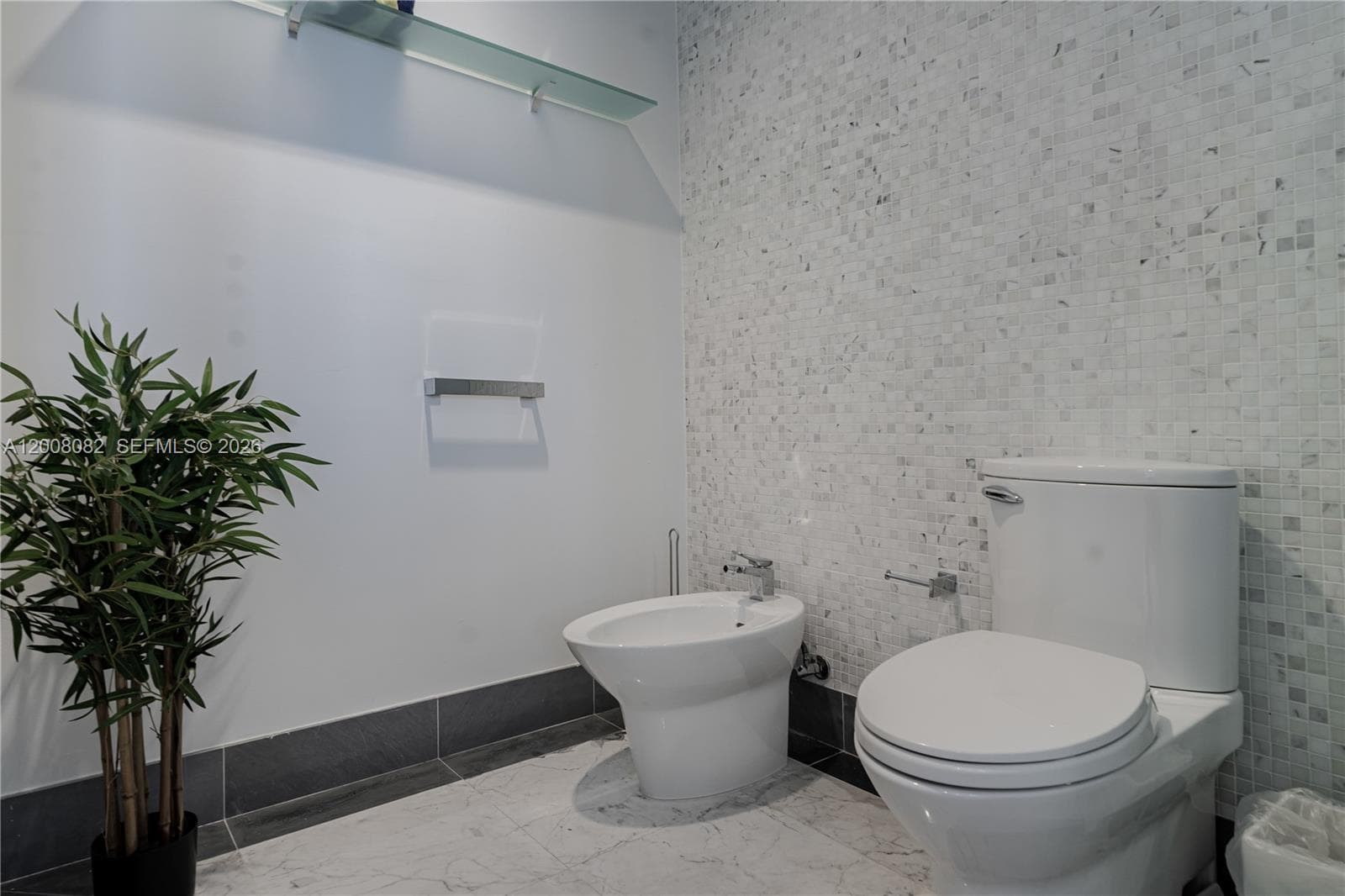 200 Biscayne Boulevard Way # 5001, Miami FL 33131 — 27