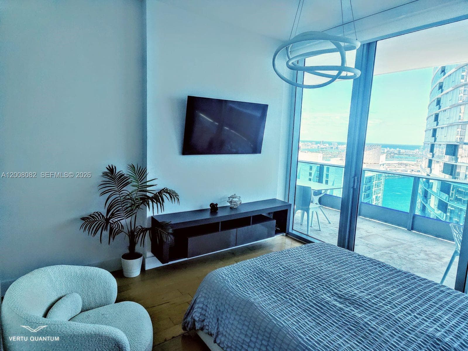 200 Biscayne Boulevard Way # 5001, Miami FL 33131 — 22