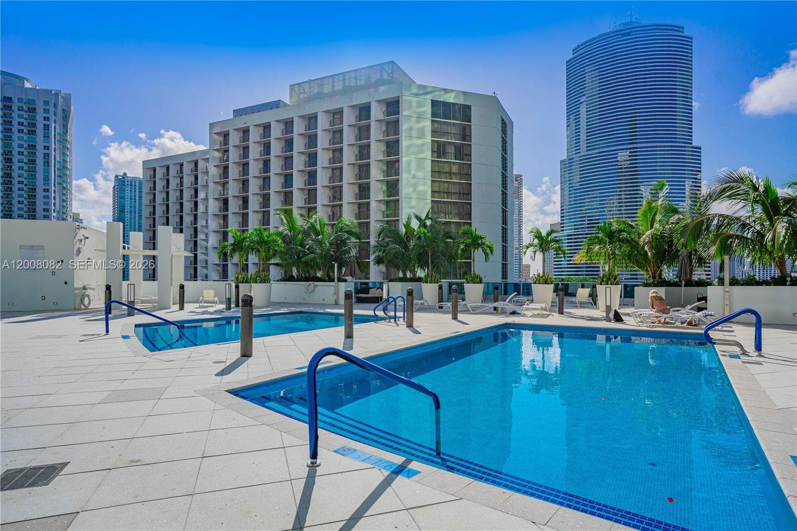 200 Biscayne Boulevard Way # 5001, Miami FL 33131 — 50